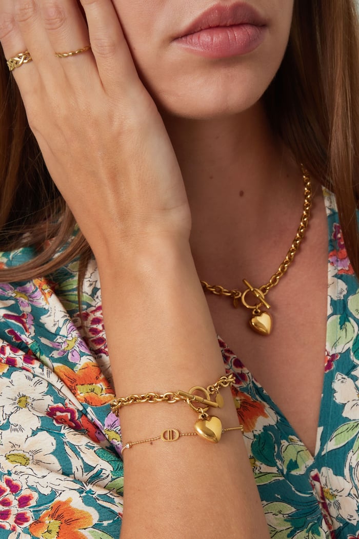 pulsera de eslabones con corazón h5Imagen2